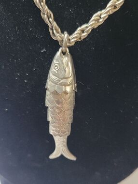 Vintage Silver Tone Fish Pendant Necklace